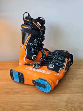 Tecnica Mach 1 Ski Boots Women 24.5